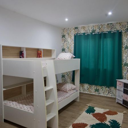 Le Beau Vallon 1- Jacuzzi Privatif Et Piscine Chauffee Partagee Saint-Benoît Extérieur photo