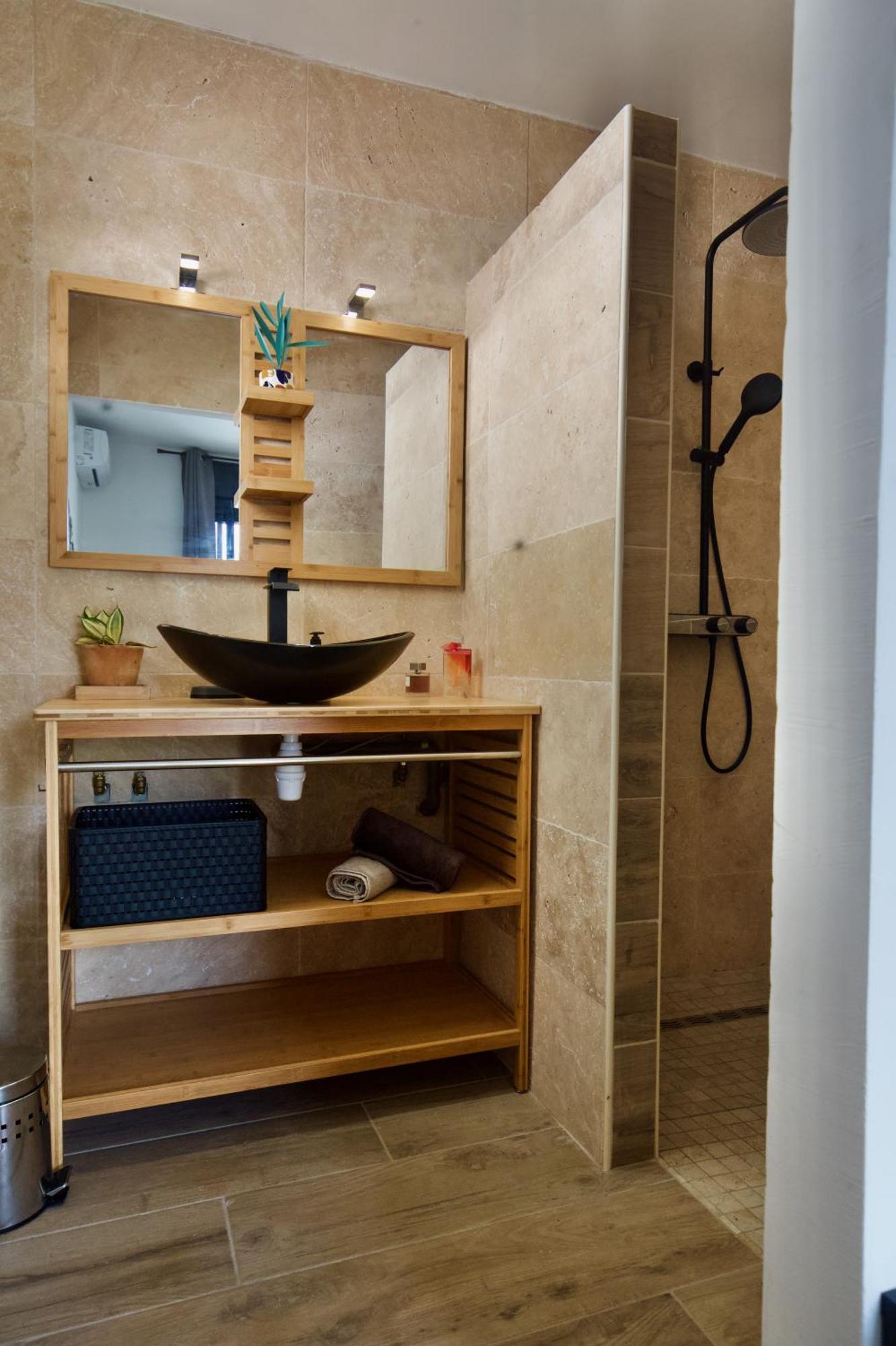 Le Beau Vallon 1- Jacuzzi Privatif Et Piscine Chauffee Partagee Saint-Benoît Extérieur photo